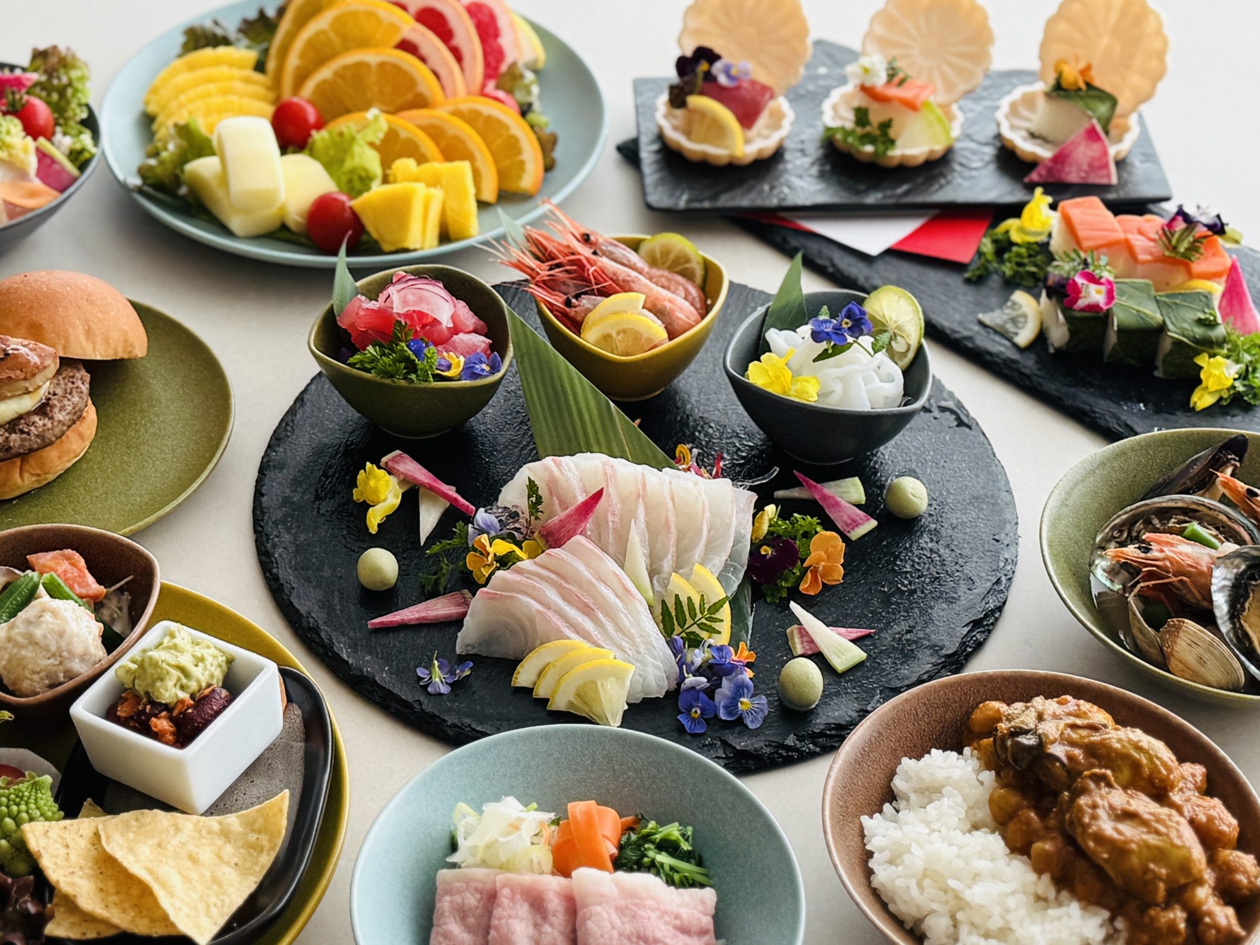 【介绍本地菜单】能与伊势志摩之秋相遇的自助餐料理