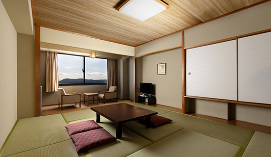 Japanese-style room mountain view