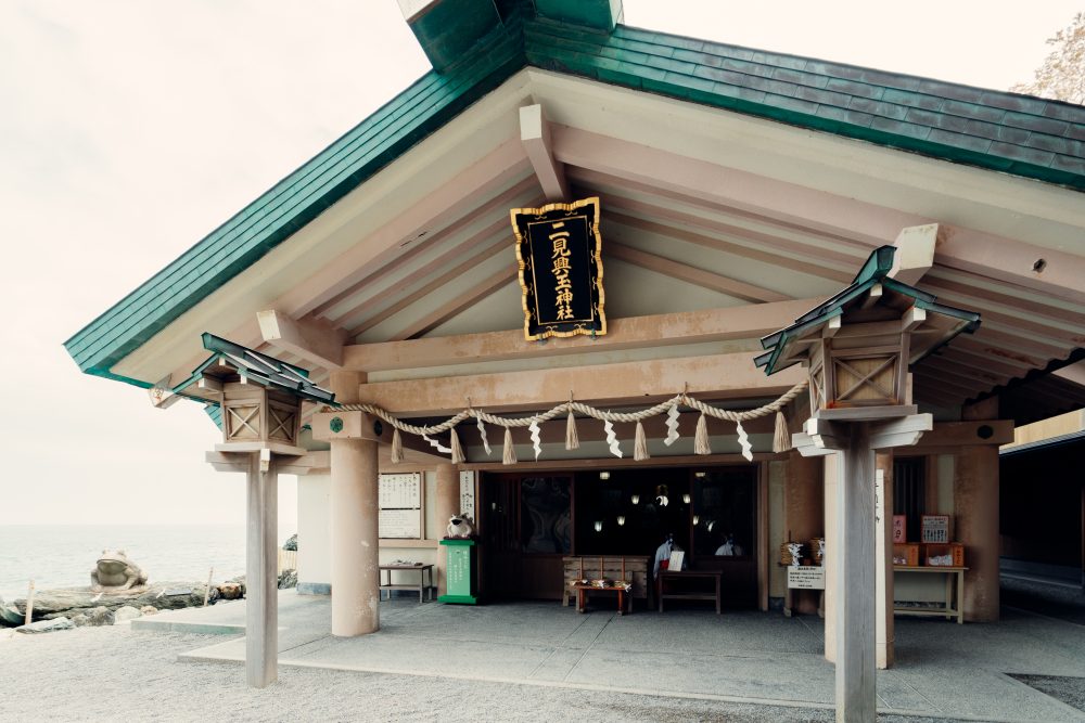 Futami Kodama-jinja Shrine (Marotoiwa)