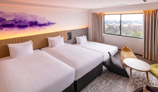 Family superior Room 3 single beds (Hollywood Twin), 1 drawer bed